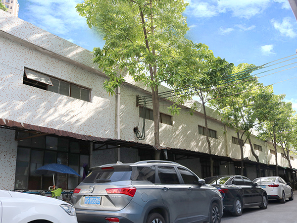 新聯泰制罐廠-公司一角